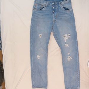 Levis 501 straight mid/light wash, high waisted